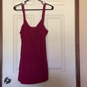 Long tank with fitted hem